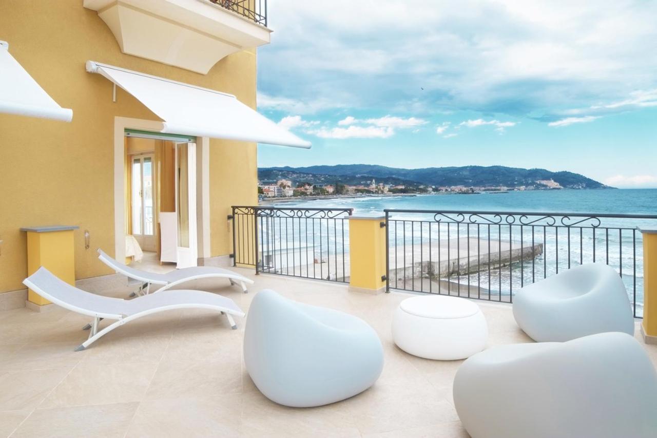 Jasmin Charme Hotel Diano Marina Exterior foto